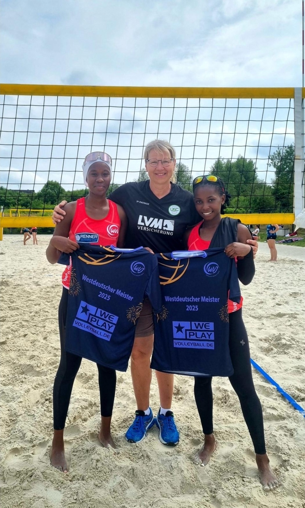 Volleyball verbindet Kontinente-  Tansania-Team bei Turnier in NRW – mit Herz, Haltung u. ganz viel Volleyballspirit!
